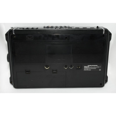 RADIO VINTAGE GRUNDIG RR 640