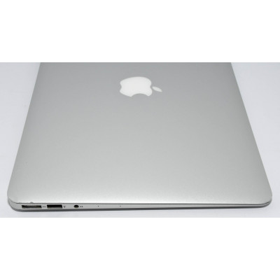 MACBOOK AIR 7,2 2015 / I5 1.6GHZ / 128GB SSD / 8GB RAM