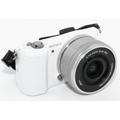 CAMARA MIRRORLESS SONY A5000 + 16-50MM