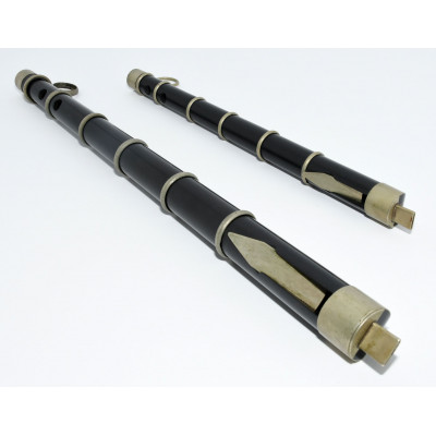 PAREJA DE TXISTU (FLAUTILLA VASCA)