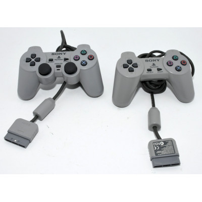 CONSOLA PS1 CON 2 MANDO, CABLEADO Y MALETÍN