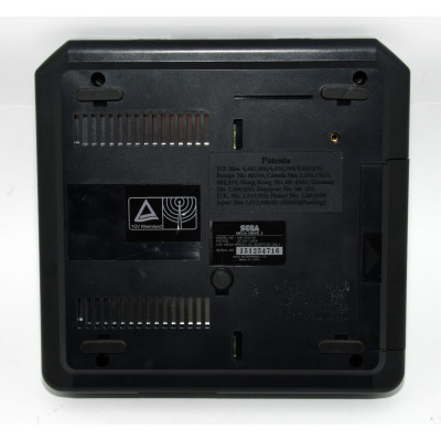 CONSOLA SEGA MEGADRIVE II CON MANDOS Y PISTOLA