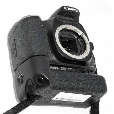 CAMARA REFLEX DIGITAL CANON EOS 20D + CANON BGE2