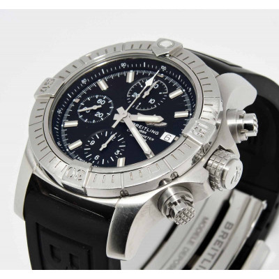 RELOJ AUTOMATICO BREITLING AVENGER A13385