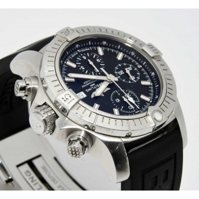 RELOJ AUTOMATICO BREITLING AVENGER A13385