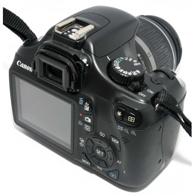 CÁMARA RÉFLEX DIGITAL CANON EOS 1100D + CANON 18-55