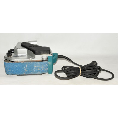 LIJADORA BANDA MAKITA 76X533MM 1010W