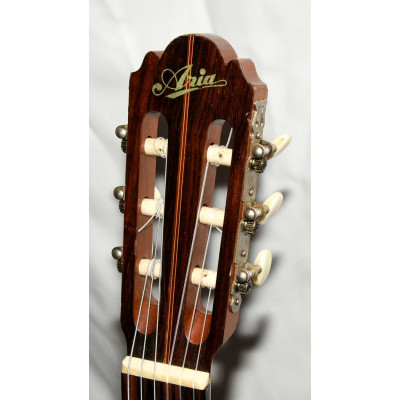 GUITARRA CLASICA ARIA A555