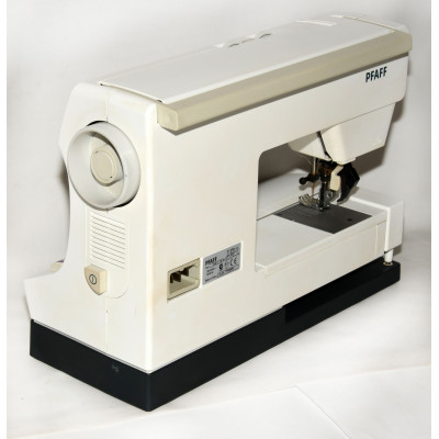 MAQUINA DE COSER PFAFF SELECT 4.0
