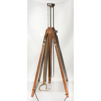 TRIPODE PINTURA TAKER