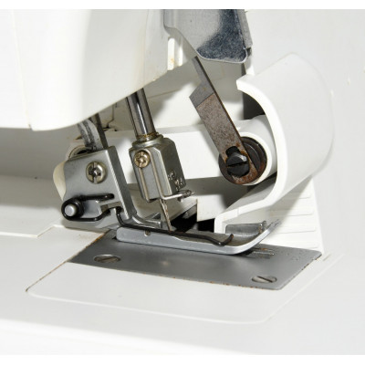 MAQUINA DE COSER PFAFF HOBBULOCK 2.0