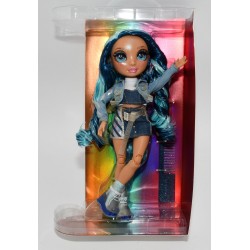 MUÑECA RAINBOW HIGH
