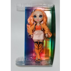 MUÑECA RAINBOW HIGH