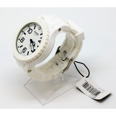 RELOJ NIXON DIPLOMAT SS