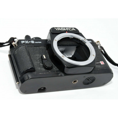 CAMARA ANALOGICA YASHICA FX-3 SUPER 2000