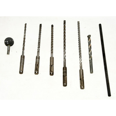 TALADRO MAKITA HR2230