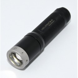 LINTERNA 10CM LEDLENSER M1