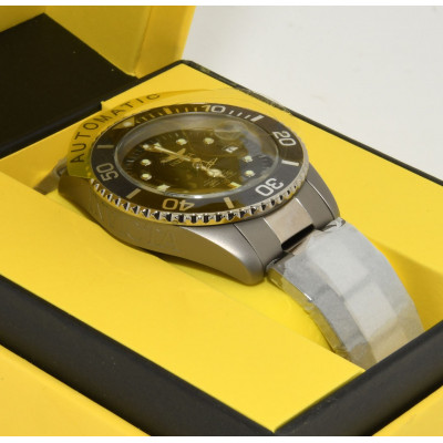 RELOJ AUTOMATICO INVICTA TITANIO 0420