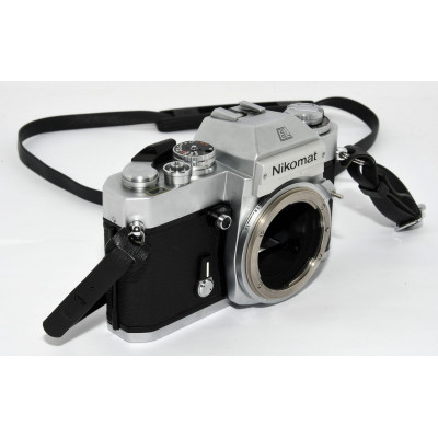 CAMARA REFLEX NIKON NIKOMAT EL + NIKKOR 50MM F1.4