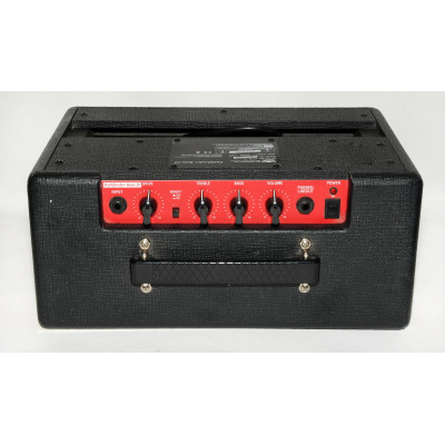 AMPLIFICADOR VOX PATHFINDER BASS 10