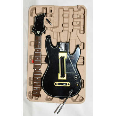 VIDEOJUEGO Y 2 GUITARRAS PS4 GUITAR HERO LIVE