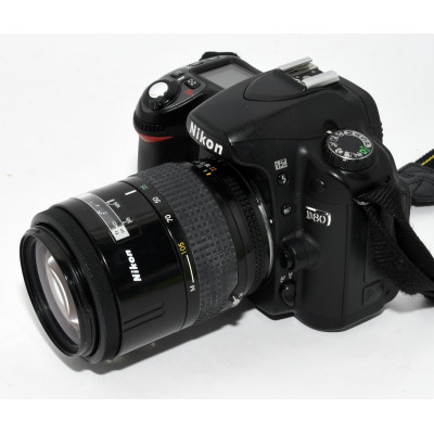 CÁMARA NIKON D80 + 35-105MM