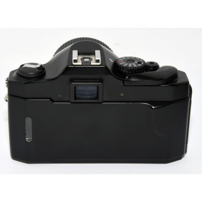 CÁMARA REFLEX ANALÓGICA COSINA C1S + 35-70MM