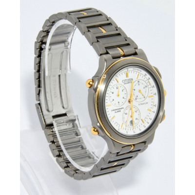 RELOJ CITIZEN TITANIUM QUARTZ