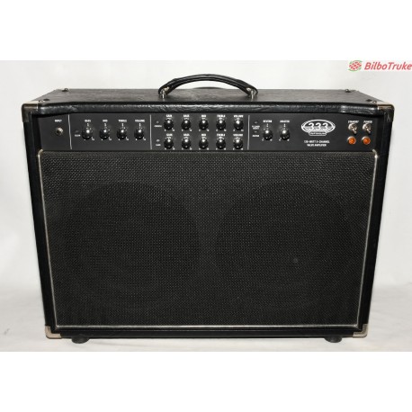 AMPLIFICADOR BUGERA 333-212