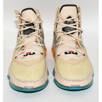 ZAPATILLAS NIKE LEBRON XIX 19 MINNEAPOLIS LAKERS ORO BLANCO PERLA ROYAL DC9339-200