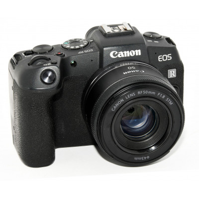 CAMARA DIGITAL CANON EOS RP + CANON RF 50MM 1.8