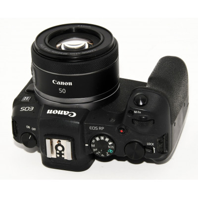 CAMARA DIGITAL CANON EOS RP + CANON RF 50MM 1.8