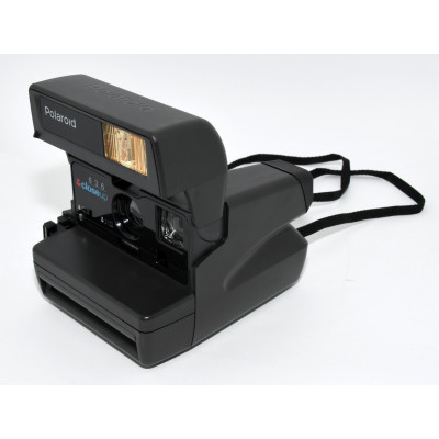 CAMARA INSTANTANEA POLAROID 636 + CARRETE