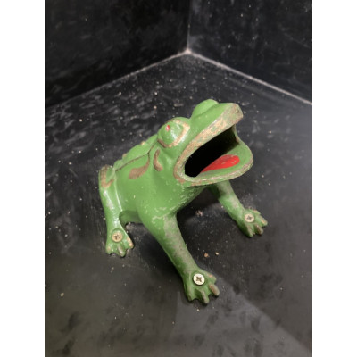 JUEGO TRADICIONAL DE LA RANA