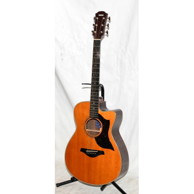 GUITARRA ELECTROACUSTICA YAMAHA AC5R