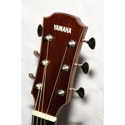 GUITARRA ELECTROACUSTICA YAMAHA AC5R