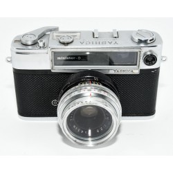 CÁMARA VINTAGE REFLEX ANALÓGICA YASHICA MINISTER-D