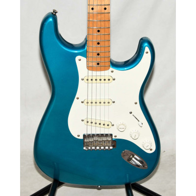 GUITARRA ELÉCTRICA FENDER SQUIER STRATOCASTER 1987