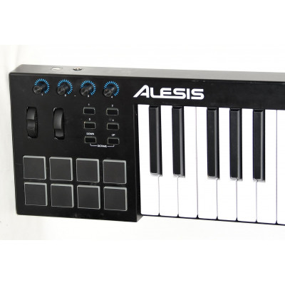 TECLADO MIDI ALESIS V49