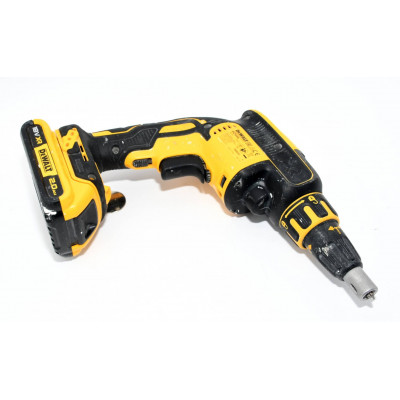 TALADRO BATERIA DEWALT DCF620