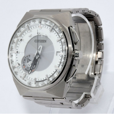 RELOJ CITIZEN F100-TO21085