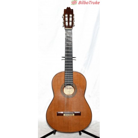 GUITARRA CLASICA VALERIANO BERNAL CLASE F 2000