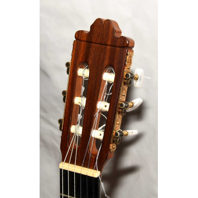 GUITARRA CLASICA VALERIANO BERNAL CLASE F 2000