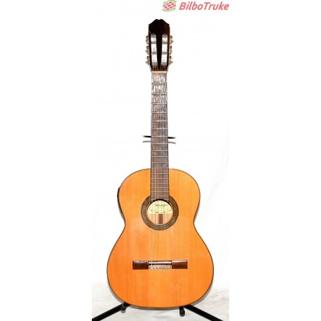 GUITARRA ELECTROACUSTICA RAIMUNDO 126