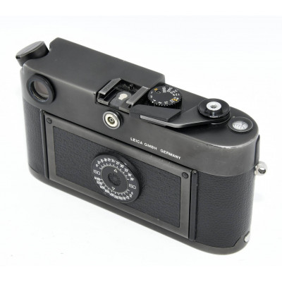 CÁMARA TELEMÉTRICA LEICA M6 1987 CON CAJAS Y DOCUMENTACIÓN