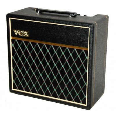 AMPLIFICADOR VOX PATHFINDER 15R