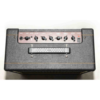AMPLIFICADOR VOX PATHFINDER 15R