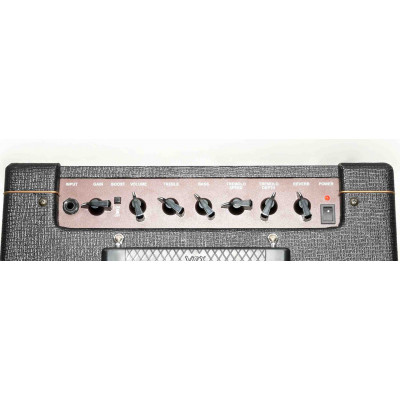 AMPLIFICADOR VOX PATHFINDER 15R