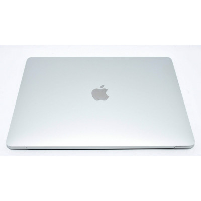 MACBOOK AIR M1 2020 13p / CHIP M1 / 256GB SSD / 8GB RAM