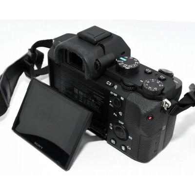 CAMARA DIGITAL SONY ALPHA 7 II ILCE-7M2 OBJ 28-70MM